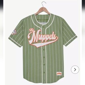 NWT Disney The Muppets Kermit Striped Baseball Jersey Size Medium